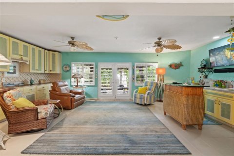 House in Belleair Beach, Florida 2 bedrooms, 238.11 sq.m. № 1687623 - photo 13