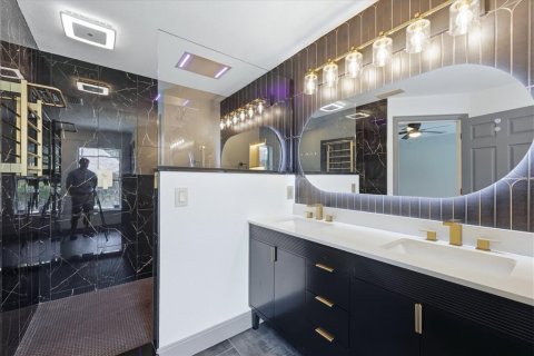 Villa ou maison à vendre à Port Charlotte, Floride: 4 chambres, 189.52 m2 № 2266421 - photo 25