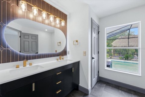 Villa ou maison à vendre à Port Charlotte, Floride: 4 chambres, 189.52 m2 № 2266421 - photo 26