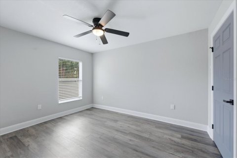 Villa ou maison à vendre à Port Charlotte, Floride: 4 chambres, 189.52 m2 № 2266421 - photo 22