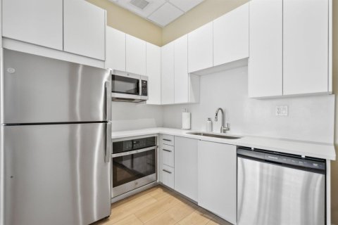 Condo in Pompano Beach, Florida, 2 bedrooms  № 2293561 - photo 22