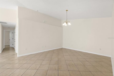 Купить коммерческую недвижимость в Палм-Кост, Флорида 6 спален, 243.59м2, № 2108886 - фото 3