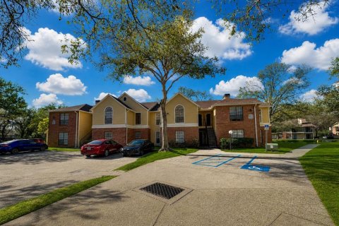 Copropriété à louer à Tampa, Floride: 2 chambres, 104.89 m2 № 2112938 - photo 2