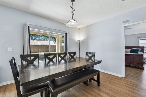 House in Lutz, Florida 5 bedrooms, 188.31 sq.m. № 1720630 - photo 18