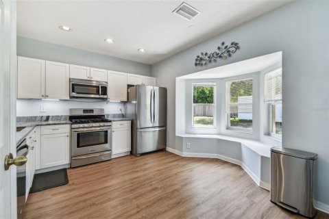 House in Lutz, Florida 5 bedrooms, 188.31 sq.m. № 1720630 - photo 21