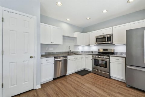 House in Lutz, Florida 5 bedrooms, 188.31 sq.m. № 1720630 - photo 24