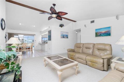 Casa en alquiler en Rotonda, Florida, 3 dormitorios, 150.5 m2 № 1512438 - foto 7