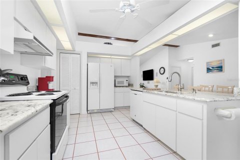 Casa en alquiler en Rotonda, Florida, 3 dormitorios, 150.5 m2 № 1512438 - foto 12