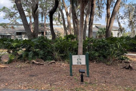 Condo in Haines City, Florida, 2 bedrooms  № 1532655 - photo 2