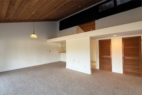 Condo in Haines City, Florida, 2 bedrooms  № 1532655 - photo 12