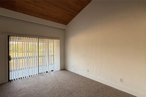 Condo in Haines City, Florida, 2 bedrooms  № 1532655 - photo 17