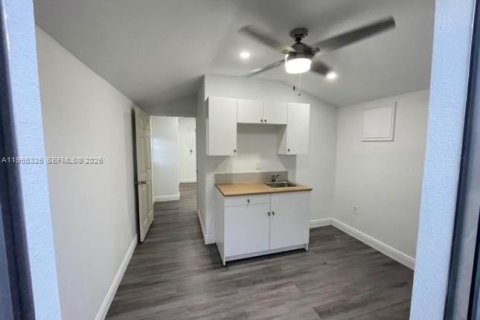 Immobilier commercial à Homestead, Floride 1 chambre, 154.78 m2 № 2028129