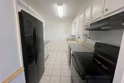 Villa ou maison à louer à Port Charlotte, Floride: 2 chambres, 75.44 m2 № 2101775 - photo 6