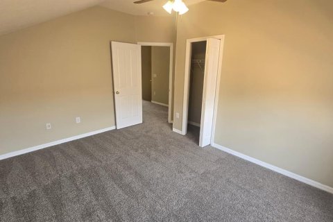 House in Apollo Beach, Florida 4 bedrooms, 237.18 sq.m. № 2094513 - photo 12