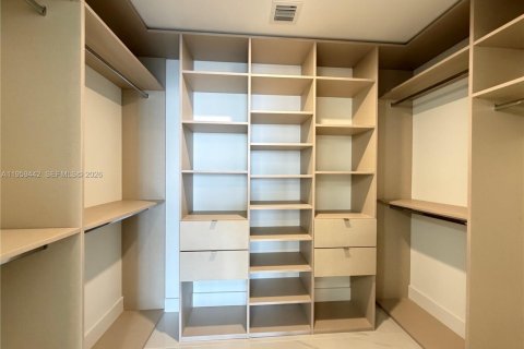 Copropriété à louer à Miami, Floride: 3 chambres № 2017940 - photo 16