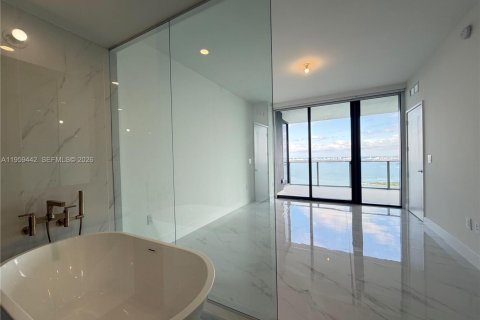 Copropriété à louer à Miami, Floride: 3 chambres № 2017940 - photo 14
