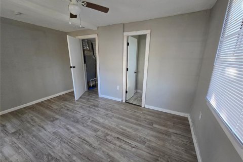 House in Daytona Beach, Florida 3 bedrooms, 101.73 sq.m. № 1520672 - photo 12
