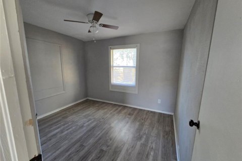 House in Daytona Beach, Florida 3 bedrooms, 101.73 sq.m. № 1520672 - photo 9
