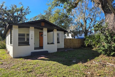 House in Daytona Beach, Florida 3 bedrooms, 101.73 sq.m. № 1520672 - photo 1