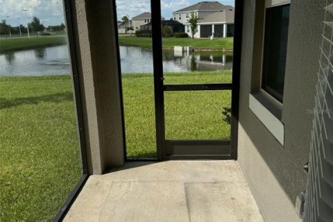 Adosado en alquiler en Wesley Chapel, Florida, 3 dormitorios, 167.87 m2 № 1883414 - foto 4