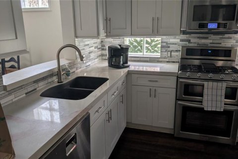 Casa en alquiler en Bradenton, Florida, 2 dormitorios, 168.9 m2 № 1919699 - foto 12