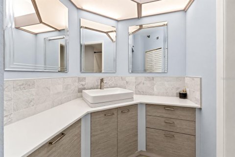 Copropriété à vendre à South Pasadena, Floride: 2 chambres, 106.37 m2 № 2415538 - photo 23