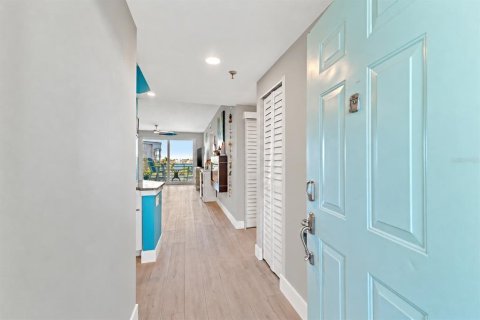 Copropriété à vendre à South Pasadena, Floride: 2 chambres, 106.37 m2 № 2415538 - photo 28