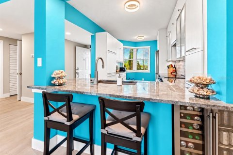 Copropriété à vendre à South Pasadena, Floride: 2 chambres, 106.37 m2 № 2415538 - photo 16