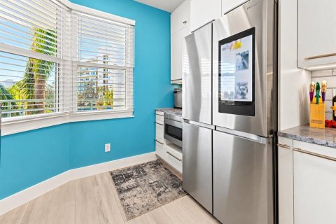 Copropriété à vendre à South Pasadena, Floride: 2 chambres, 106.37 m2 № 2415538 - photo 18