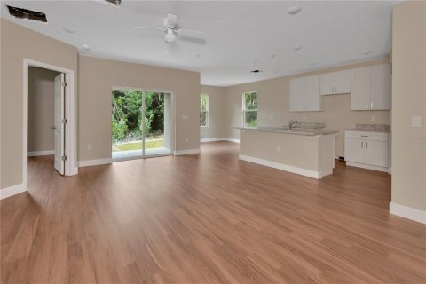 Villa ou maison à vendre à DeLand, Floride: 3 chambres, 134.8 m2 № 2425593 - photo 2