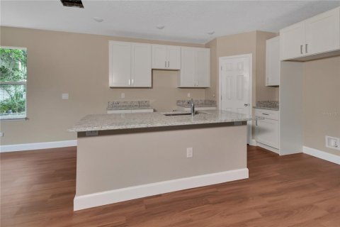 Villa ou maison à vendre à DeLand, Floride: 3 chambres, 134.8 m2 № 2425593 - photo 6