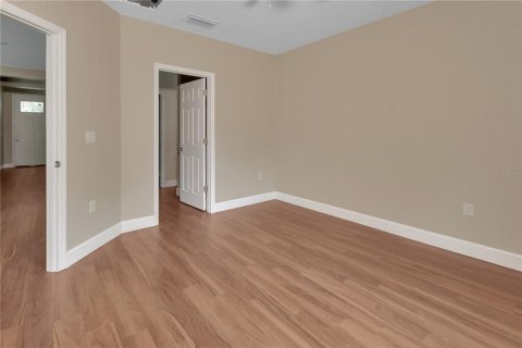 Villa ou maison à vendre à DeLand, Floride: 3 chambres, 134.8 m2 № 2425593 - photo 11