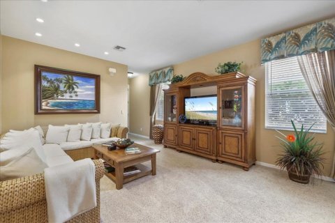 House in Lake Suzy, Florida 3 bedrooms, 145.11 sq.m. № 1719623 - photo 5