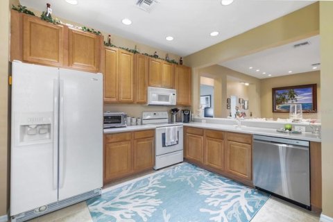 House in Lake Suzy, Florida 3 bedrooms, 145.11 sq.m. № 1719623 - photo 8