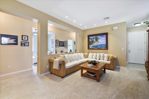 House in Lake Suzy, Florida 3 bedrooms, 145.11 sq.m. № 1719623 - photo 16
