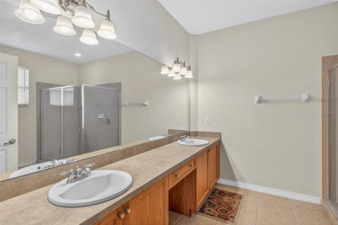 House in Kissimmee, Florida 3 bedrooms, 166.85 sq.m. № 2101495 - photo 26