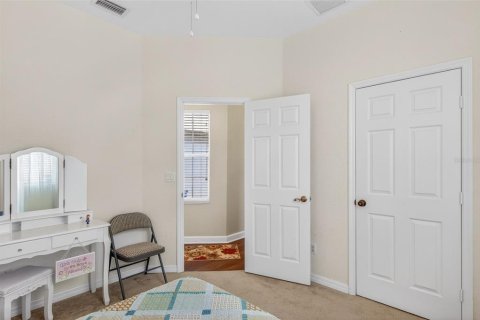 House in Kissimmee, Florida 3 bedrooms, 166.85 sq.m. № 2101495 - photo 25