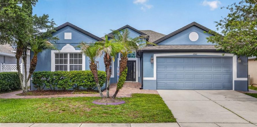 House in Kissimmee, Florida 3 bedrooms, 166.85 sq.m. № 2101495
