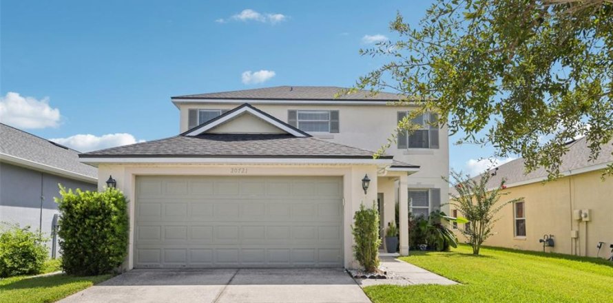 House in Tampa, Florida 4 bedrooms, 212.93 sq.m. № 1909939