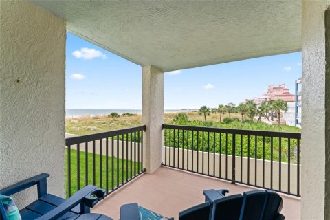 Copropriété à vendre à Saint Pete Beach, Floride: 3 chambres, 124.95 m2 № 1910976 - photo 13