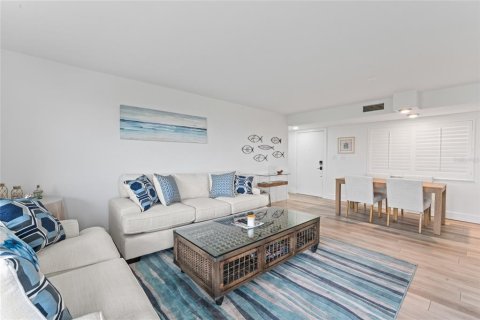 Copropriété à vendre à Saint Pete Beach, Floride: 3 chambres, 124.95 m2 № 1910976 - photo 12