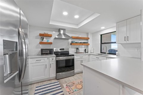 Copropriété à vendre à Saint Pete Beach, Floride: 3 chambres, 124.95 m2 № 1910976 - photo 9