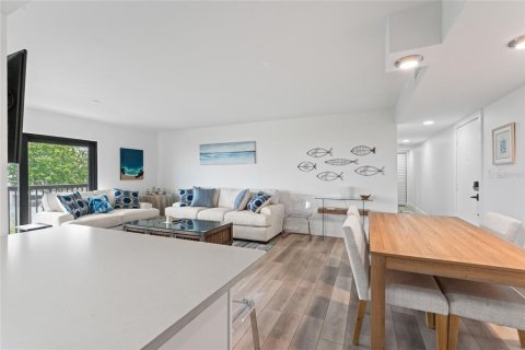 Copropriété à vendre à Saint Pete Beach, Floride: 3 chambres, 124.95 m2 № 1910976 - photo 11