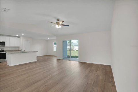 House in Palm Coast, Florida 3 bedrooms, 156.08 sq.m. № 1826232 - photo 4
