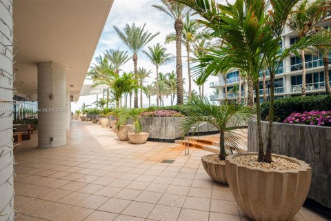 Купить кондоминиум в Майами-Бич, Флорида 1 комната, 97.64м2, № 1836350 - фото 18