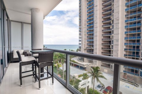 Купить кондоминиум в Майами-Бич, Флорида 1 комната, 97.64м2, № 1836350 - фото 2