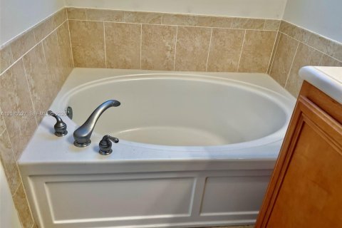 Condo in Jupiter, Florida, 3 bedrooms  № 2346344 - photo 17