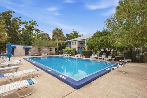 Condo in Winter Park, Florida, 2 bedrooms  № 2386032 - photo 27
