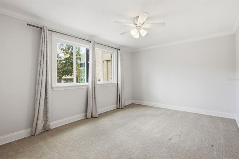 Condo in Winter Park, Florida, 2 bedrooms  № 2386032 - photo 19