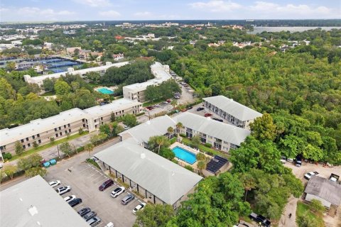 Condo in Winter Park, Florida, 2 bedrooms  № 2386032 - photo 29